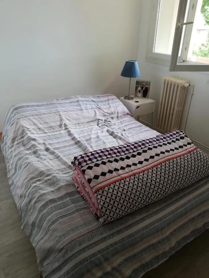 A Deux Pas Du Stadium Apartment Toulouse France