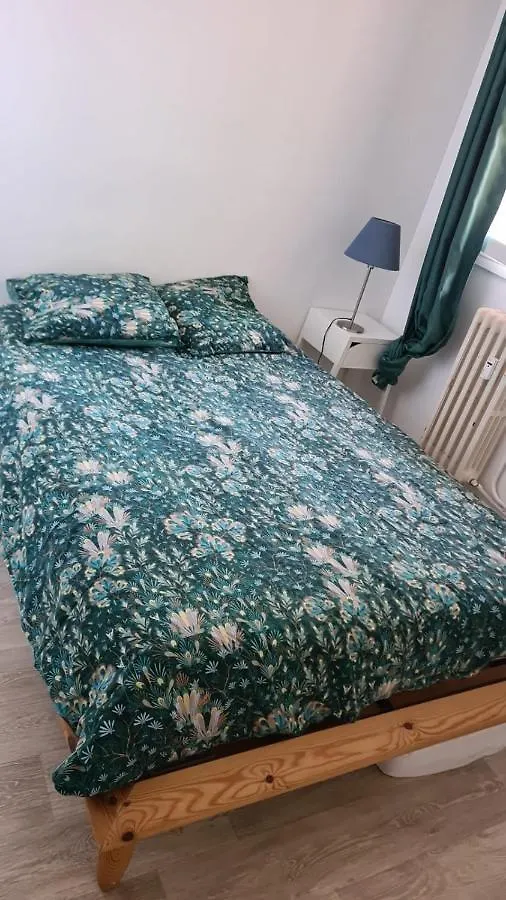 A Deux Pas Du Stadium Apartment Toulouse France